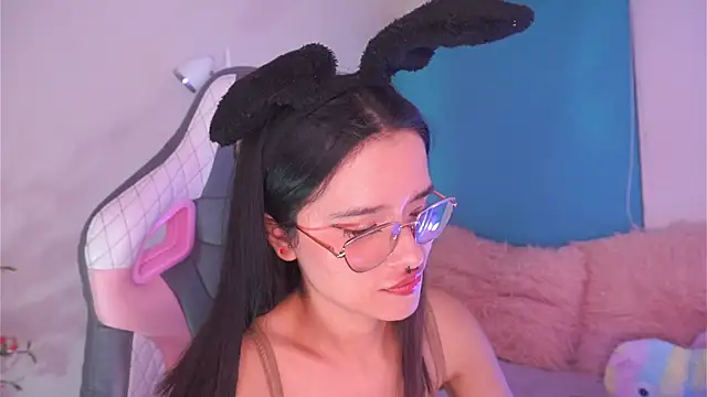 Snapshot of Lana_Dreams_ chatting on 04-11-26, 12:29 Lana Dreams online show from 04-11-26, 12:29