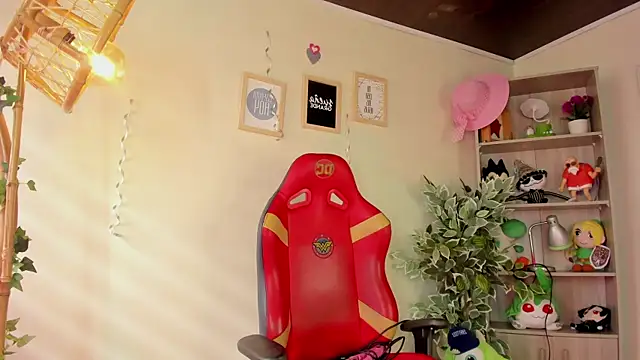 Lana Dreams  online show from 09-24-25, 12:55