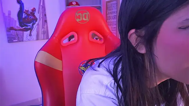 Snapshot of Lana_Dreams_ chatting on 03-19-26, 12:32 Lana Dreams online show from 03-19-26, 12:32