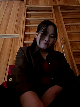 phungtiti online show from 12-22-25, 01:28