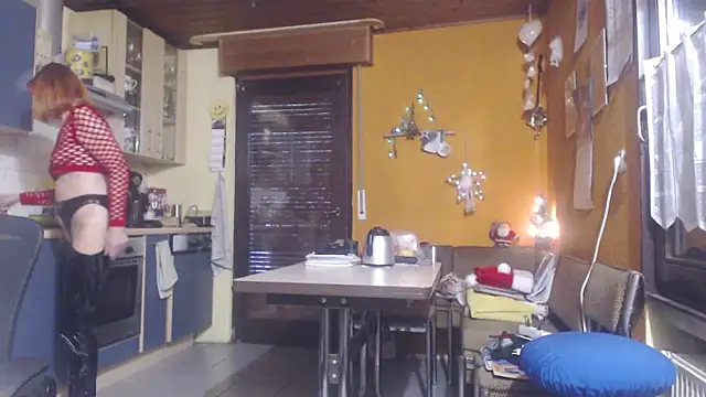 SexySilvie online show from 12-18-25, 02:43