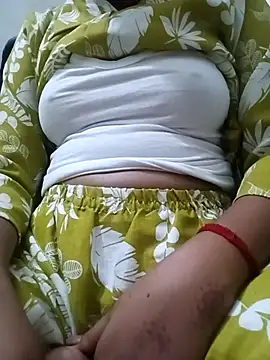 Snapshot of Babyanjel0055 chatting on 10-30-25, 02:25 Babyanjel0055 online show from 10-30-25, 02:25