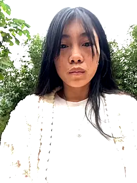 EmLy02 online show from 10-30-25, 11:34