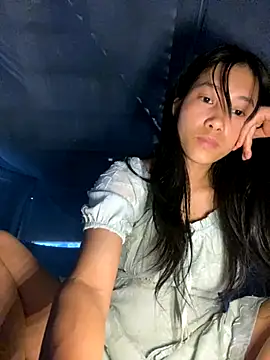 EmLy02 online show from 09-16-25, 08:04