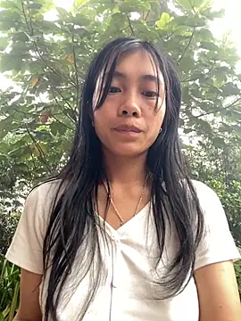 EmLy02 online show from 10-16-25, 12:41