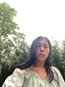 EmLy02 online show from 10-29-25, 12:31