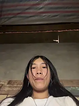 EmLy02 online show from 12-18-25, 03:55