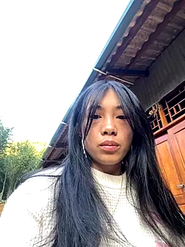 EmLy02 online show from 11-28-25, 12:11