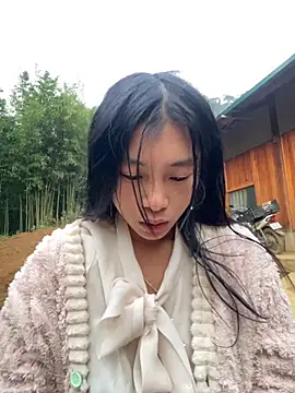 EmLy02 online show from 11-21-25, 11:26