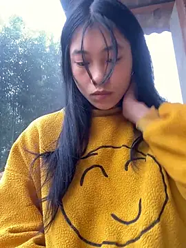 EmLy02 online show from 11-12-25, 12:48