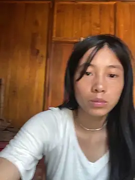 EmLy02 online show from 09-20-25, 01:32