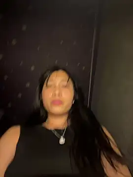 EmLy02 online show from 02-01-26, 07:39