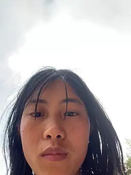 EmLy02 online show from 02-15-26, 08:57