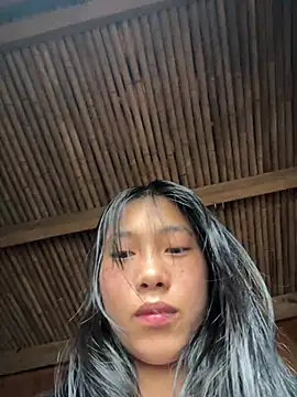 EmLy02 online show from 04-02-26, 02:52