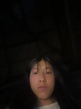 EmLy02 online show from 04-03-26, 02:12