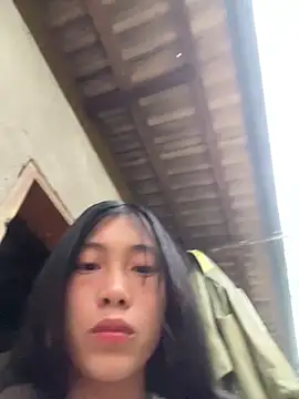 EmLy02 online show from 03-11-26, 10:42