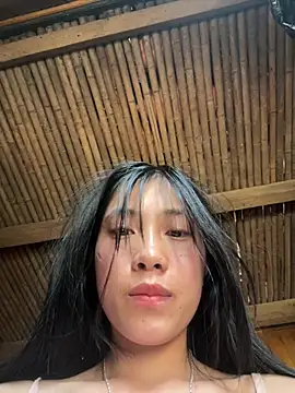 EmLy02 online show from 04-09-26, 02:57