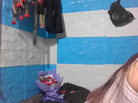 fanchunn online show from 10-18-25, 01:24