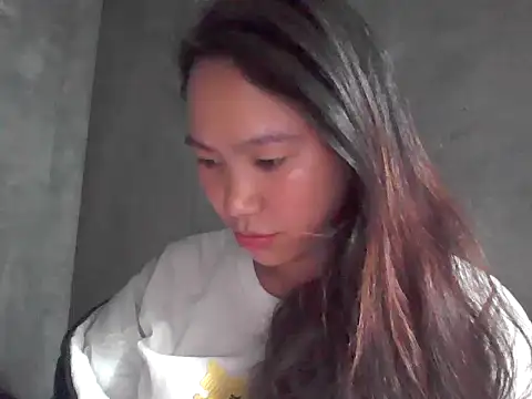 fanchunn online show from 12-18-25, 01:37