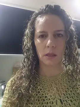 Snapshot of Nina_vallon chatting on 05-28-26, 11:05 Nina vallon online show from 05-28-26, 11:05