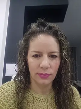 Snapshot of Nina_vallon chatting on 05-26-26, 10:24 Nina vallon online show from 05-26-26, 10:24