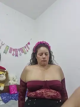 Nina vallon online show from 04-07-26, 10:28