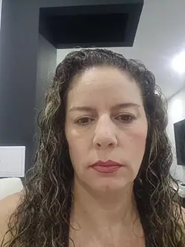Snapshot of Nina_vallon chatting on 05-29-26, 10:32 Nina vallon online show from 05-29-26, 10:32