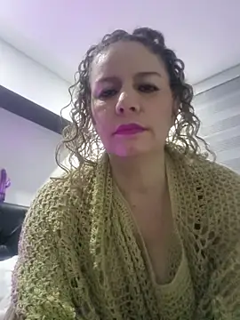Snapshot of Nina_vallon chatting on 06-11-26, 10:34 Nina vallon online show from 06-11-26, 10:34