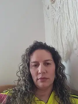 Nina vallon online show from 07-03-26, 09:32