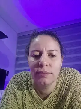 Nina vallon online show from 07-15-26, 10:11