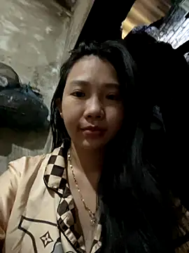 Snapshot of Miumieu chatting on 10-02-25, 01:20 Miumieu online show from 10-02-25, 01:20