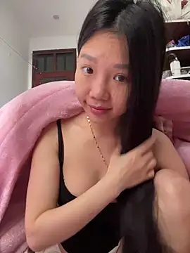 Miumieu online show from 01-12-26, 03:57