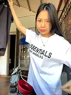 Miumieu online show from 11-13-25, 04:05