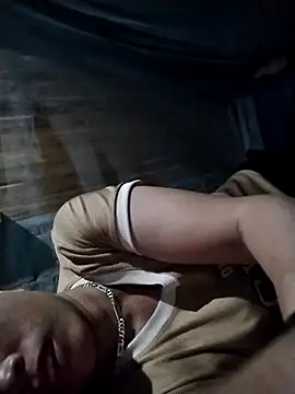   Ngoc20   online show from 04-10-26, 05:36