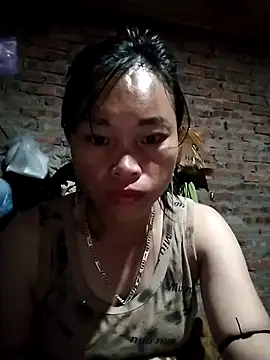 Snapshot of __Ngoc20__ chatting on 10-24-25, 07:18 Ngoc20 online show from 10-24-25, 07:18