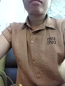   Ngoc20   online show from 04-11-26, 12:31