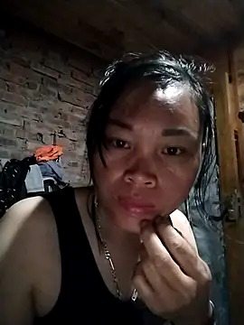   Ngoc20   online show from 12-22-25, 03:28