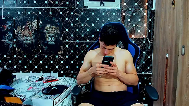 javiersexymann online show from 03-11-26, 08:03