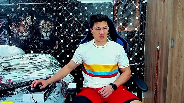 javiersexymann online show from 02-25-26, 08:30