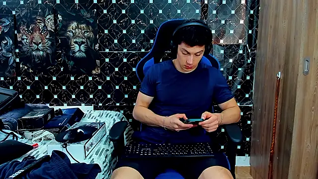 javiersexymann online show from 03-20-26, 08:21