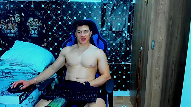 javiersexymann online show from 12-16-25, 05:44