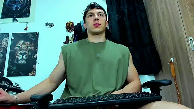 javiersexymann online show from 03-04-25, 05:42