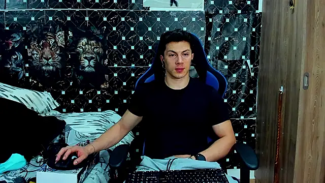 javiersexymann online show from 03-05-26, 05:15