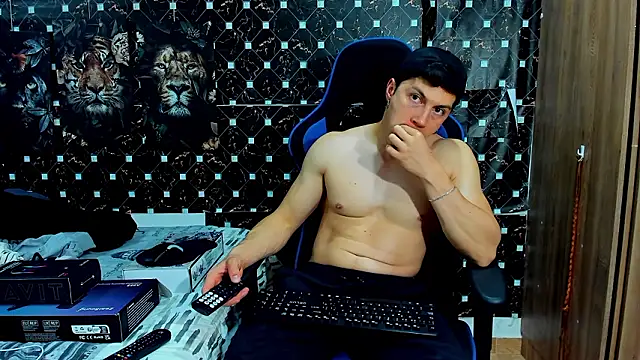 javiersexymann online show from 03-23-26, 05:18