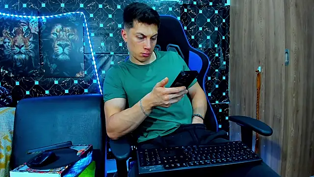 javiersexymann online show from 09-23-25, 11:45