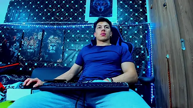 javiersexymann online show from 10-08-25, 09:37