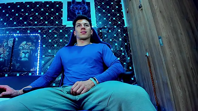 javiersexymann online show from 10-03-25, 09:38