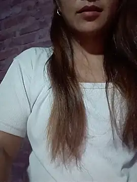 Snapshot of Mini3333 chatting on 07-23-26, 04:10 Mini3333 online show from 07-23-26, 04:10