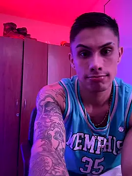 Manuel99boy online show from 09-21-25, 03:55