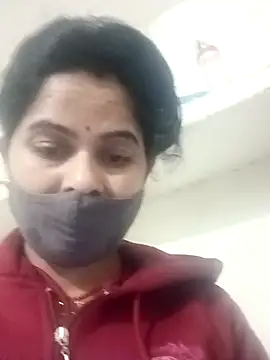 JULEE-740 online show from 01-07-26, 05:45